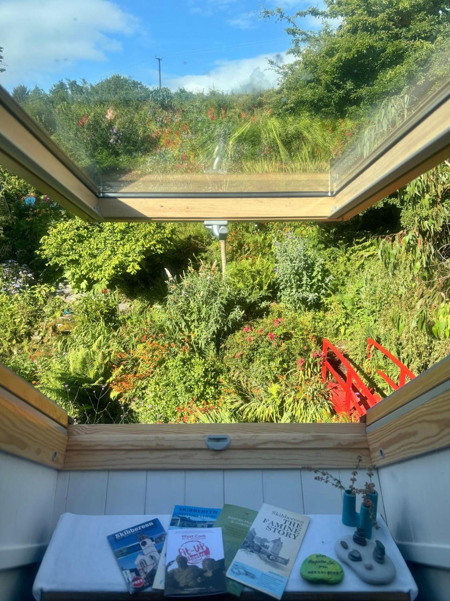 Streamside B And B With Parking Drimoleague Buitenkant foto